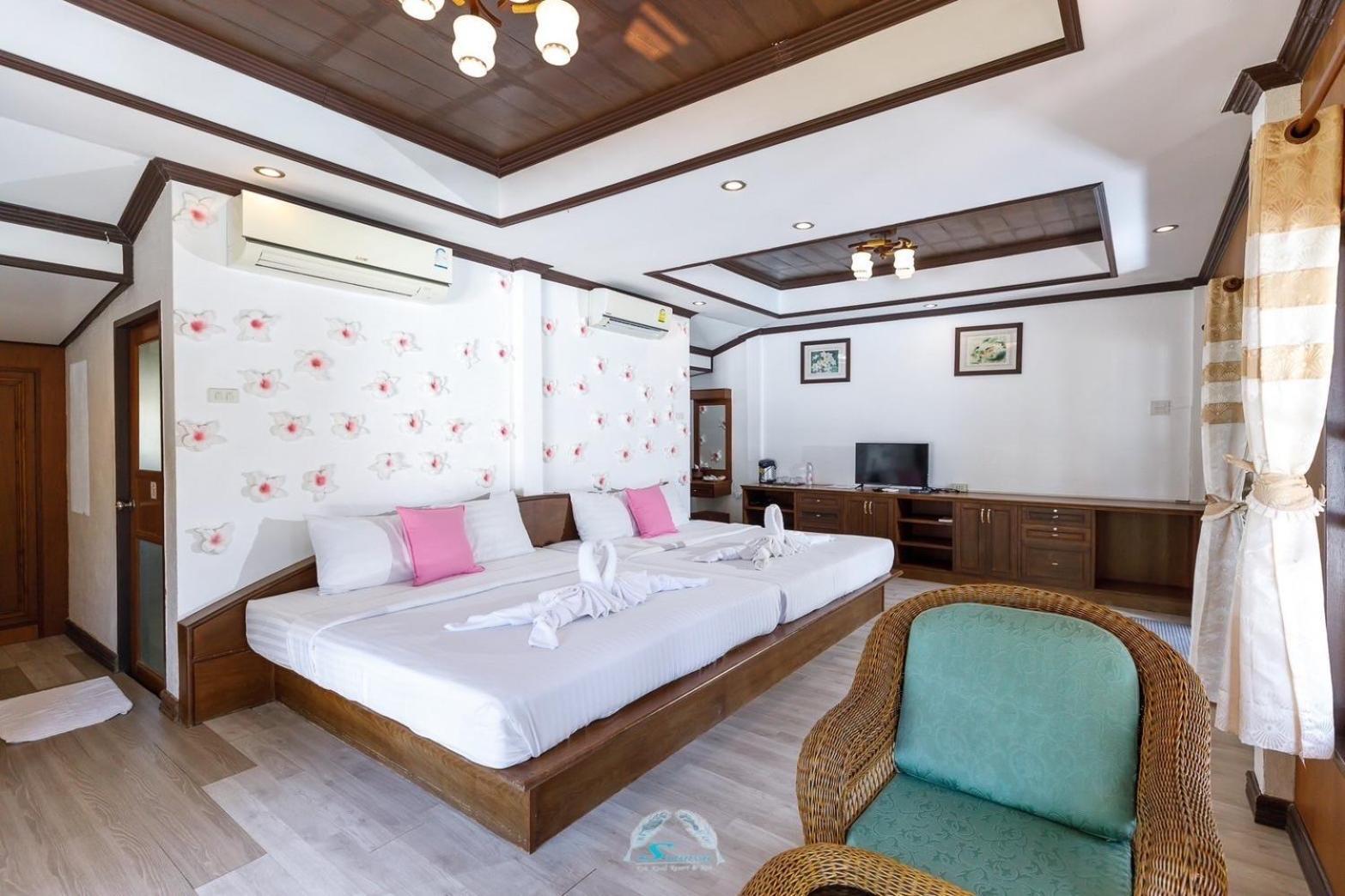 Suanya Kohkood Resort And Spa Ko Kut Exteriör bild