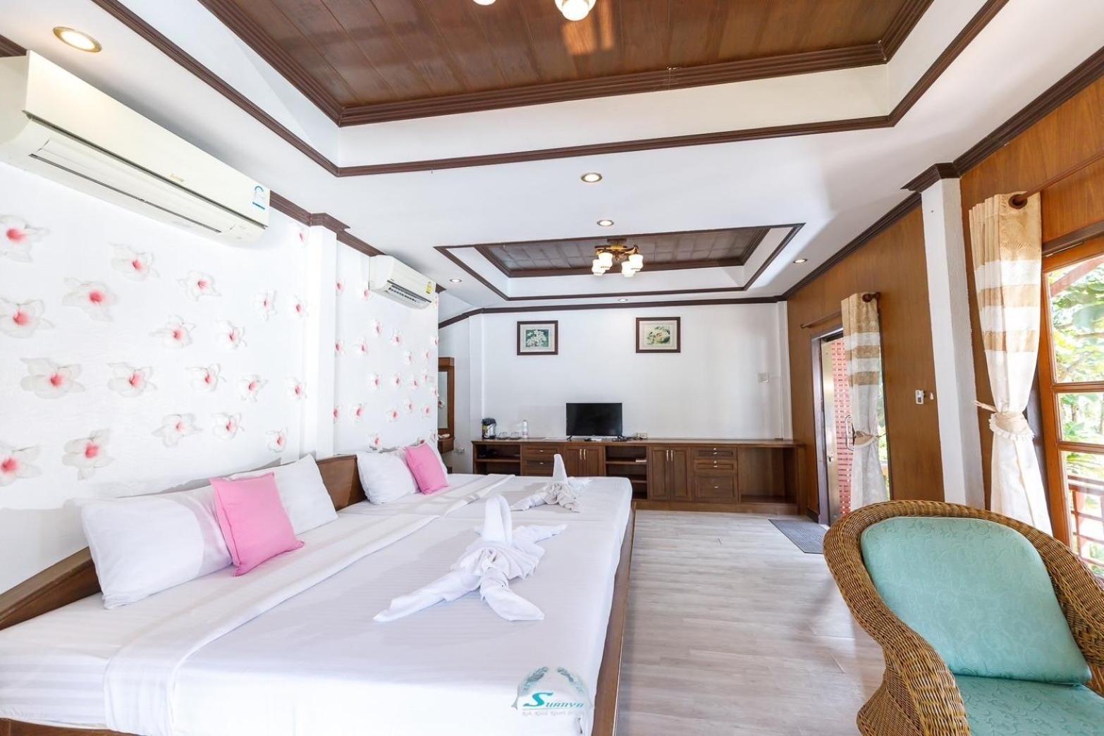 Suanya Kohkood Resort And Spa Ko Kut Exteriör bild