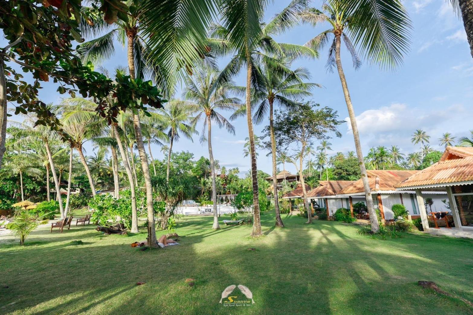 Suanya Kohkood Resort And Spa Ko Kut Exteriör bild