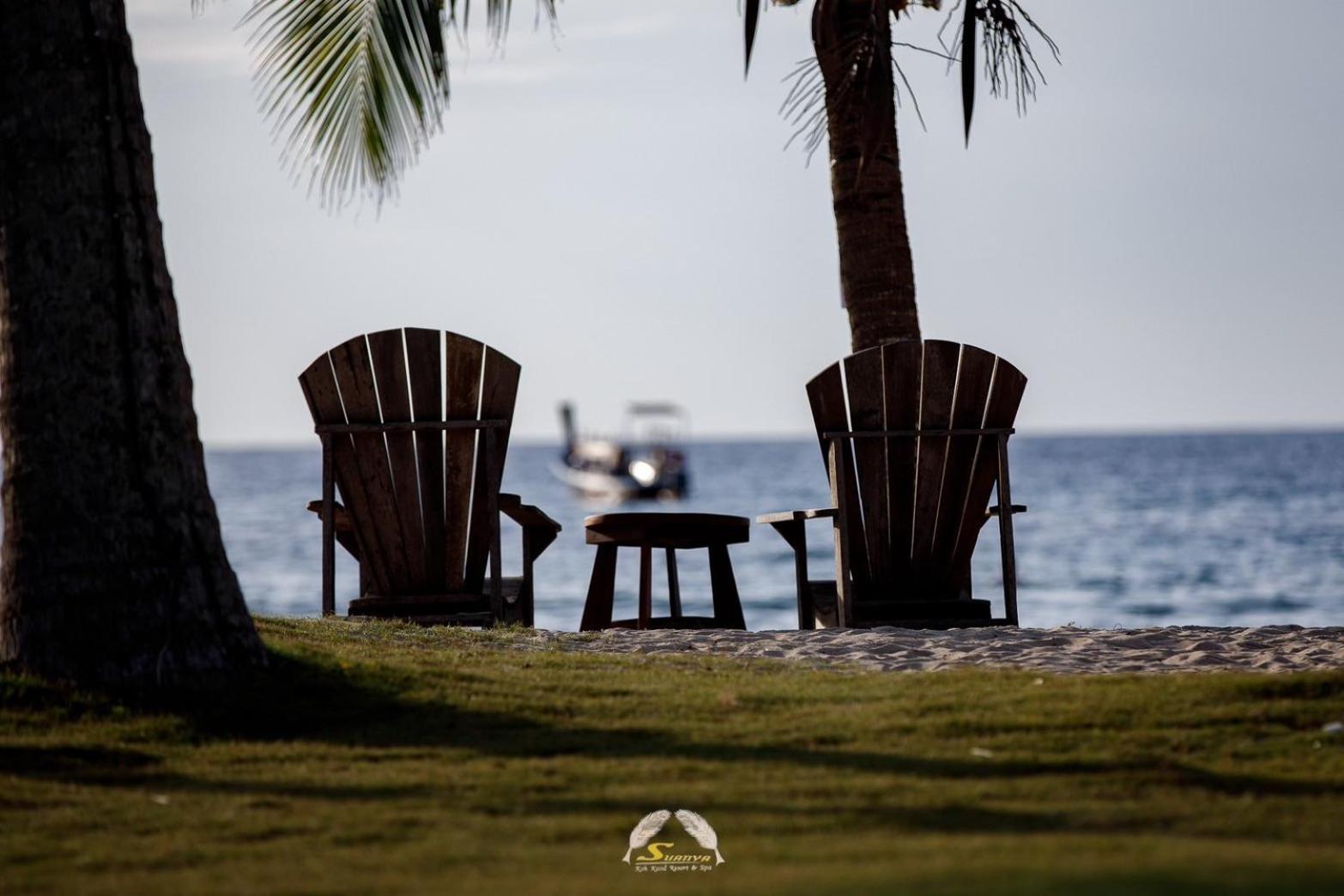 Suanya Kohkood Resort And Spa Ko Kut Exteriör bild