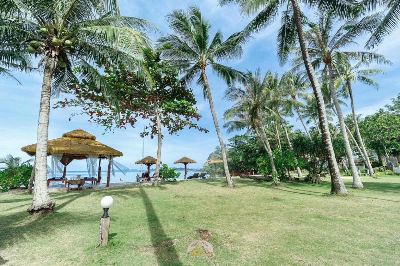 Suanya Kohkood Resort And Spa Ko Kut Exteriör bild